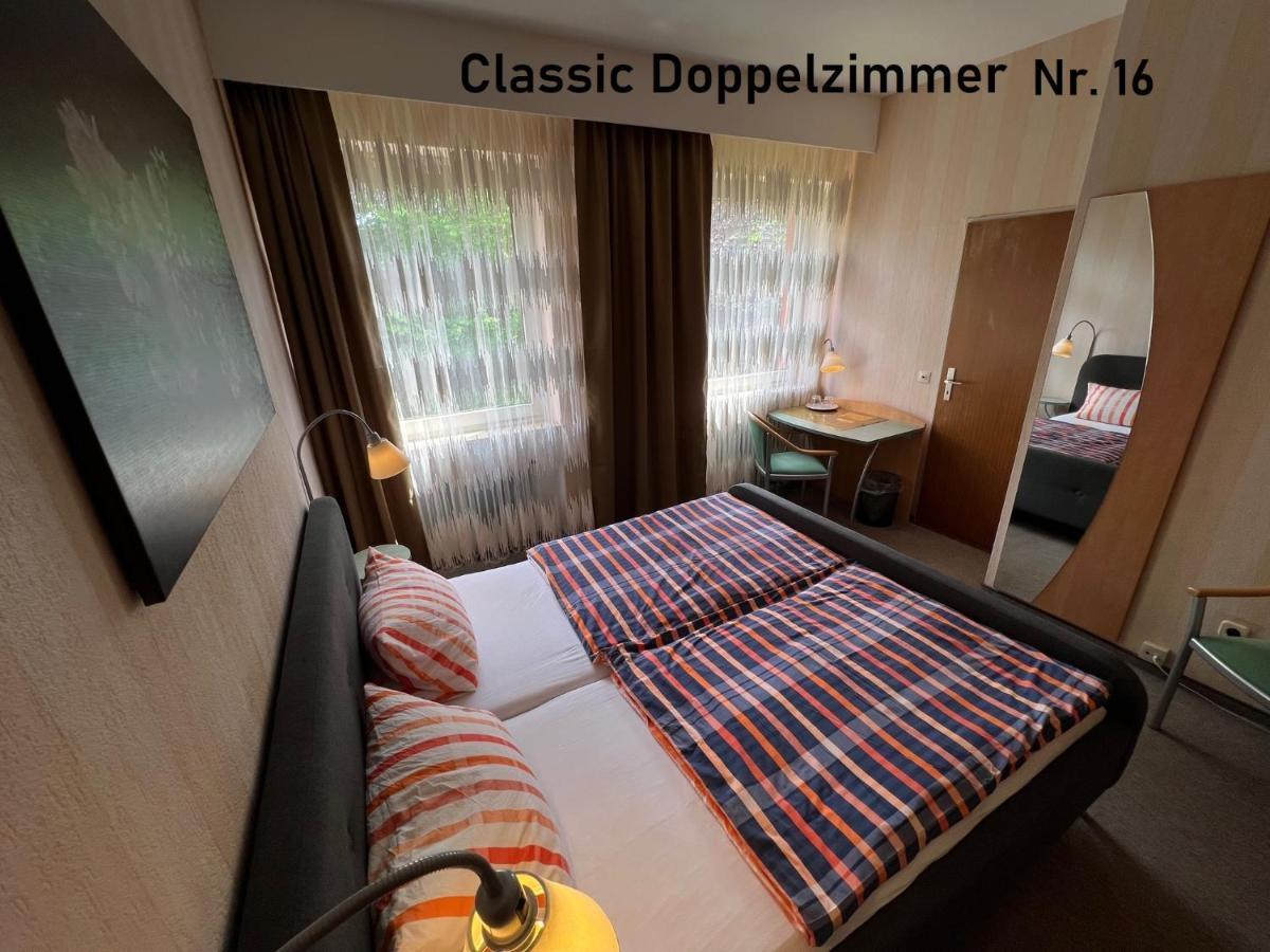 Hotelpension Am Thermalbad Bad Nenndorf Exterior photo